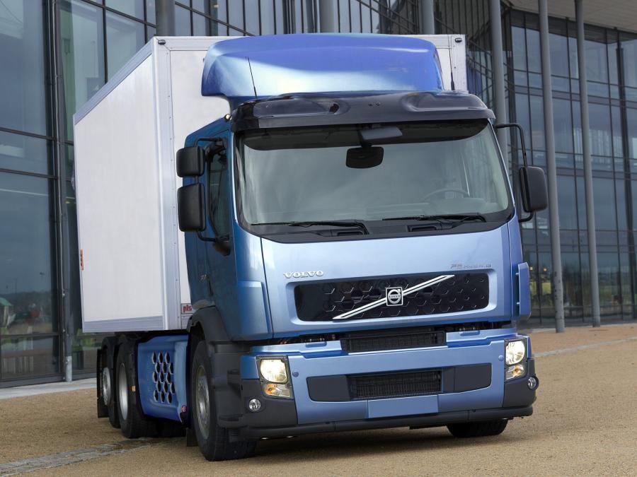  Volvo FE Hybrid 6x2 2011 года  (фото 2 из 4)
